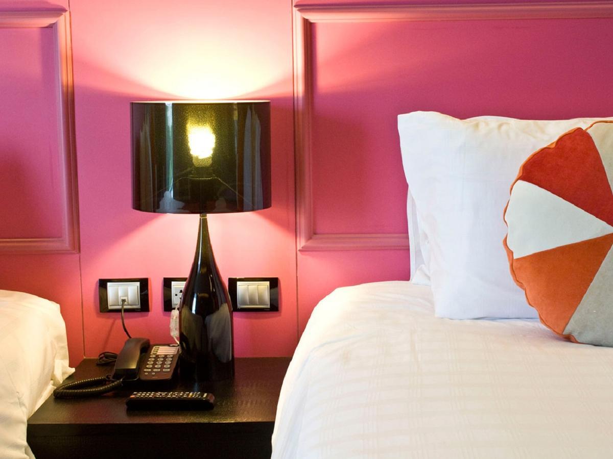 Tsix5 Phenomenal Hotel Pattaya Esterno foto